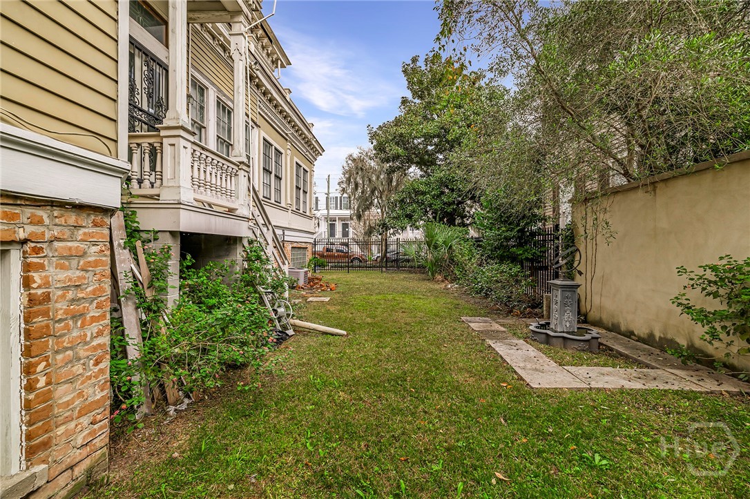 123 W Gwinnett Street