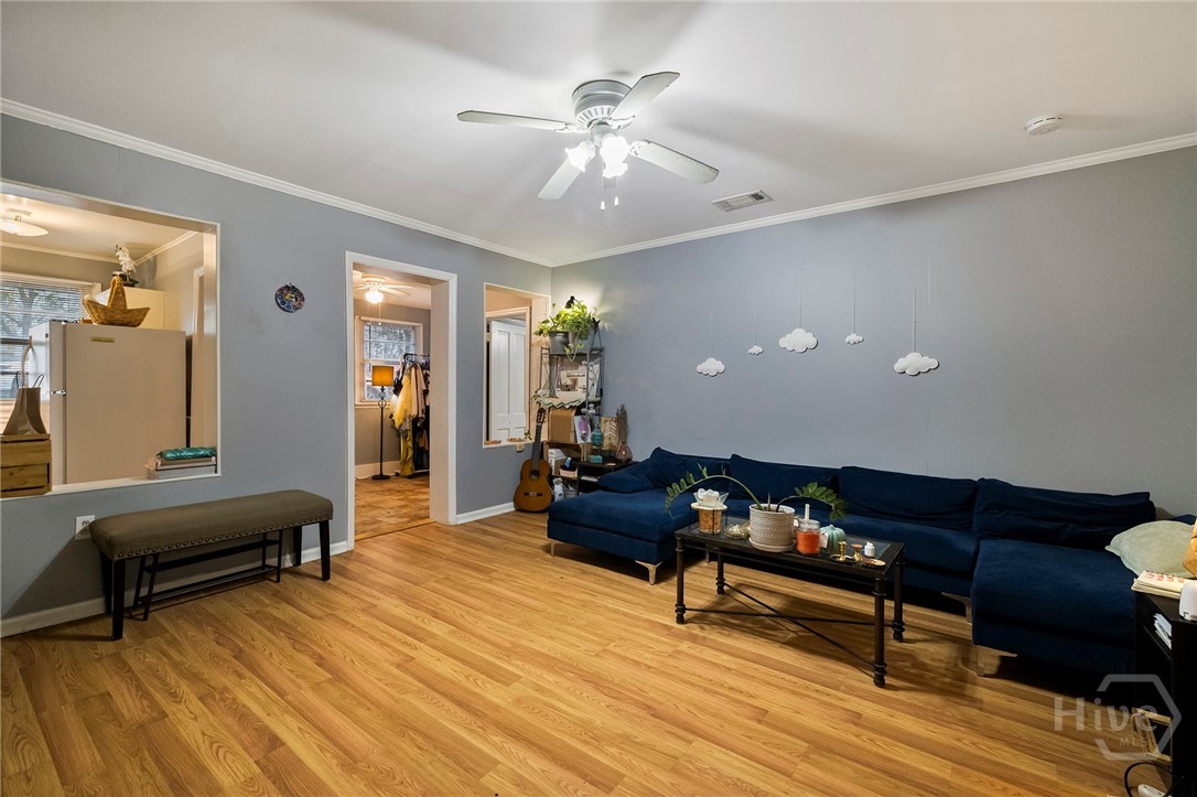 123 W Gwinnett Street