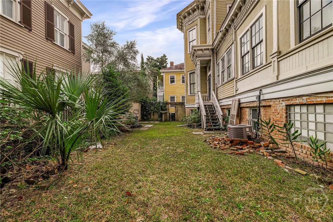 123 W Gwinnett Street