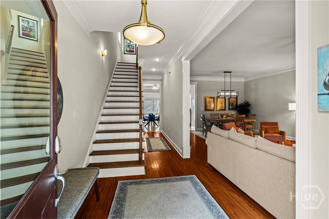 409 E Park Avenue