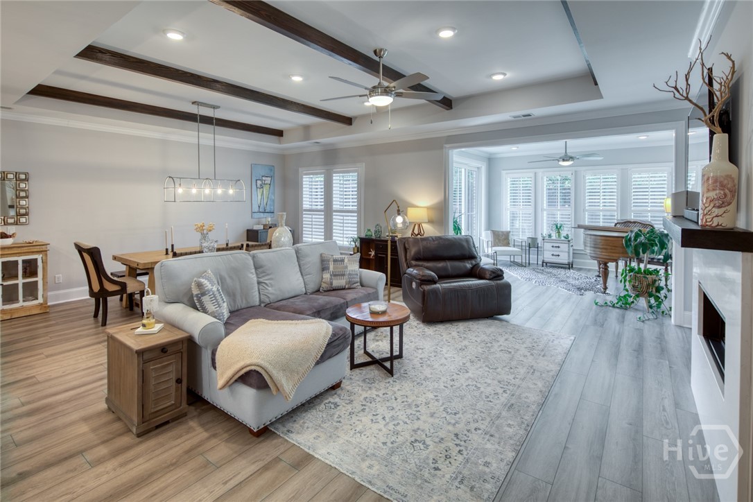 102 Hope Lane B