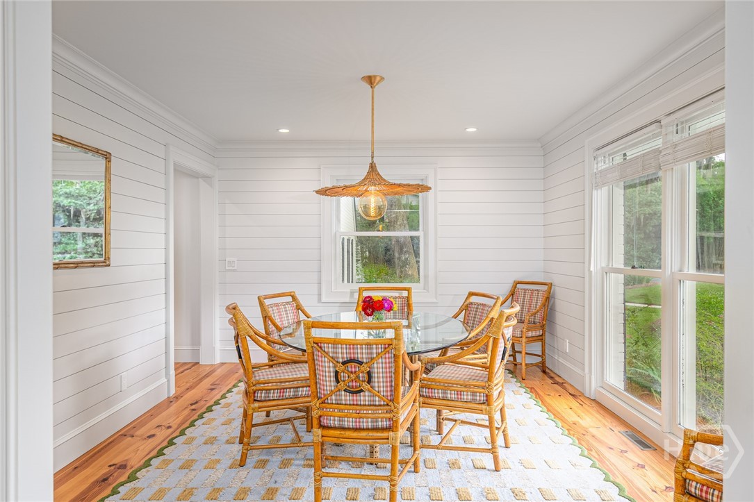 710 Bradley Point Road