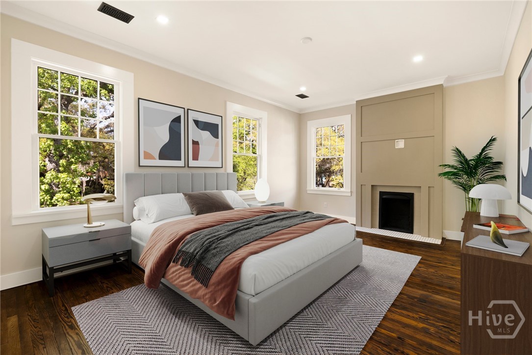 627 W 37th Street