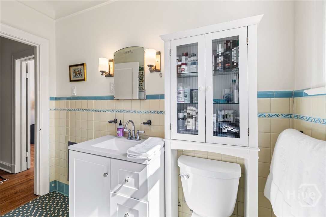 310 E 52nd Street