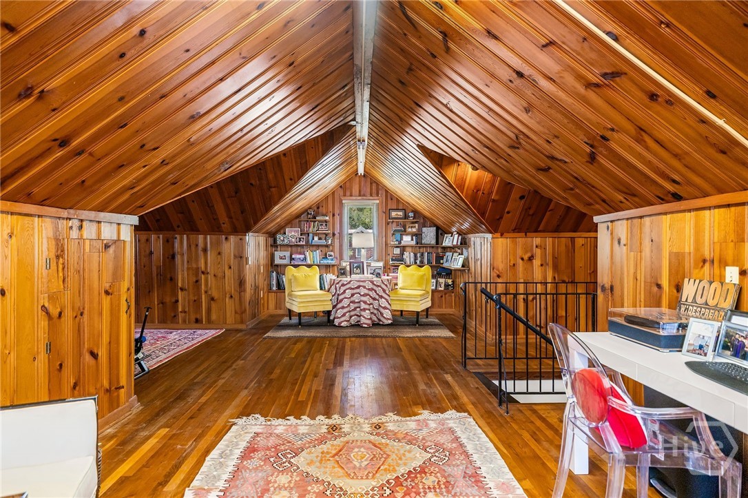 310 E 52nd Street