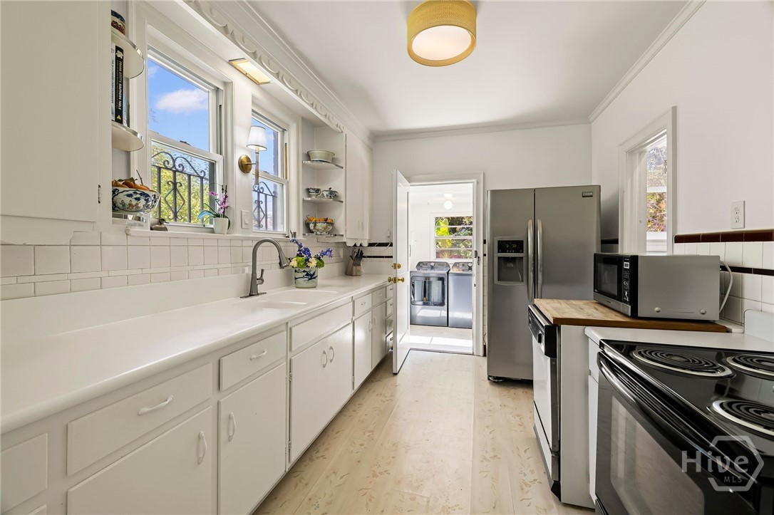 310 E 52nd Street