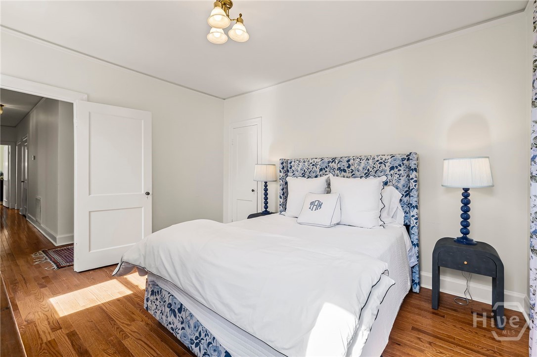 310 E 52nd Street