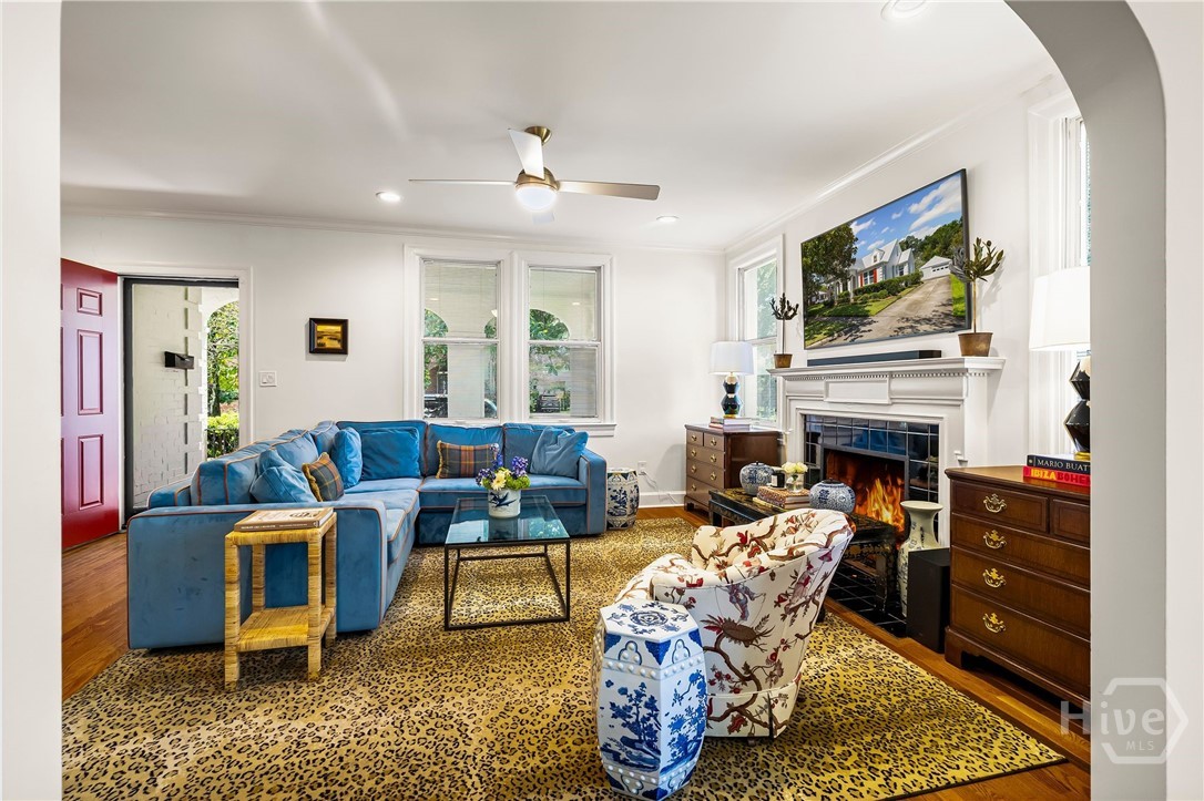 310 E 52nd Street