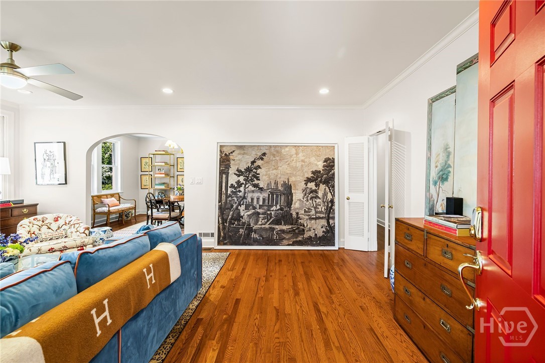 310 E 52nd Street