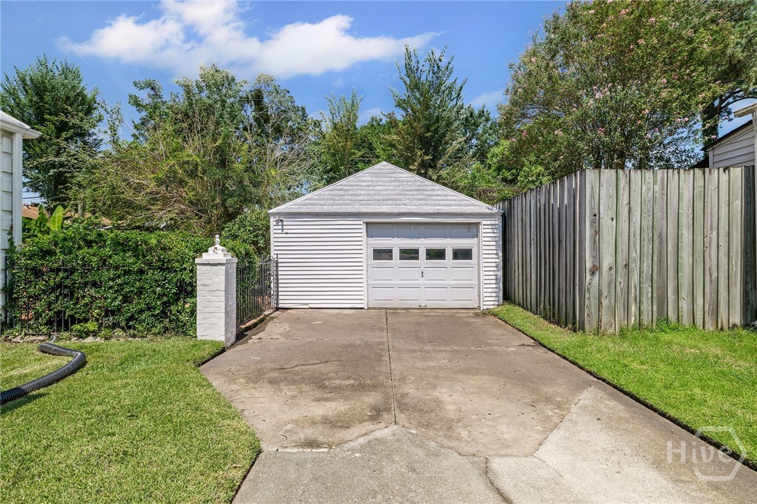 310 E 52nd Street