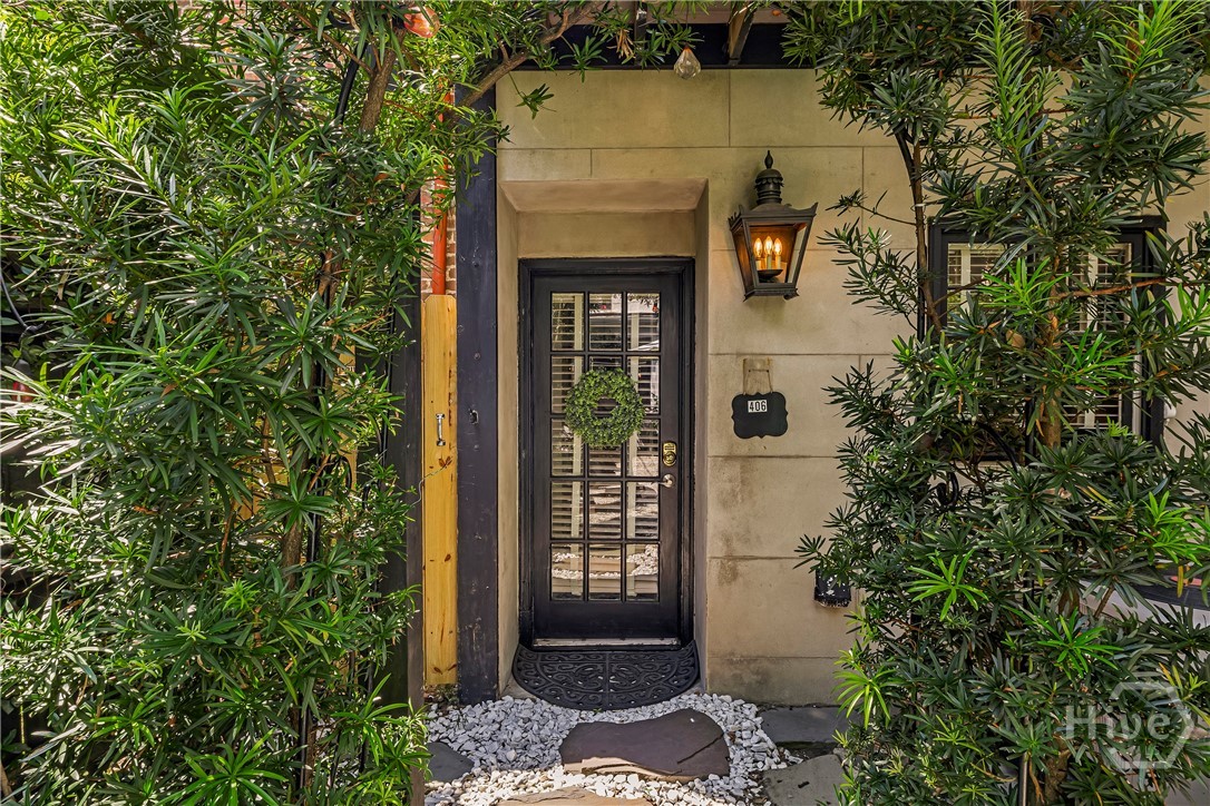 407 E Jones Street