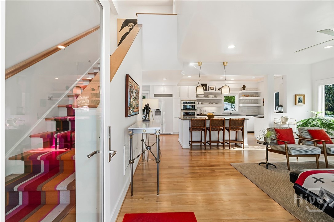 1111 Laurel Avenue