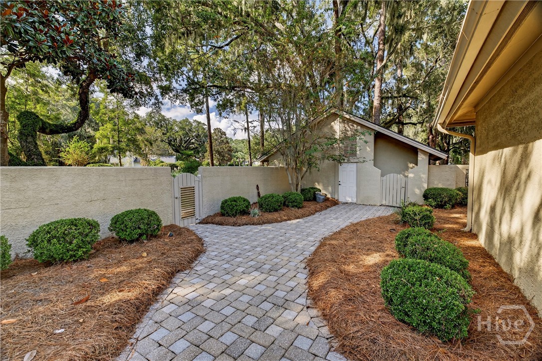 1 Tapestry Lane