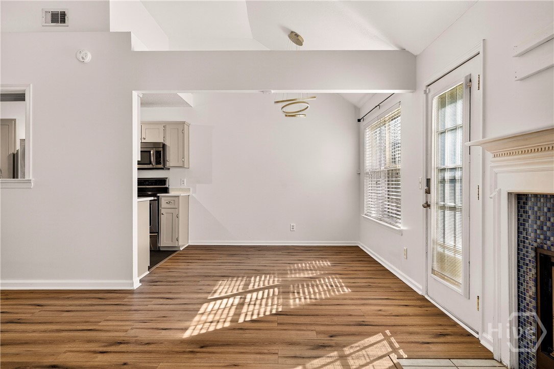 111 Ashwood Drive
