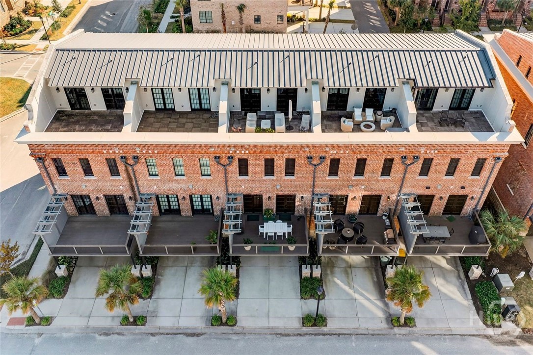 456 Port Street