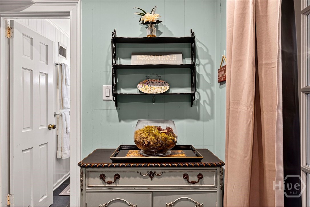 208 E Liberty Street