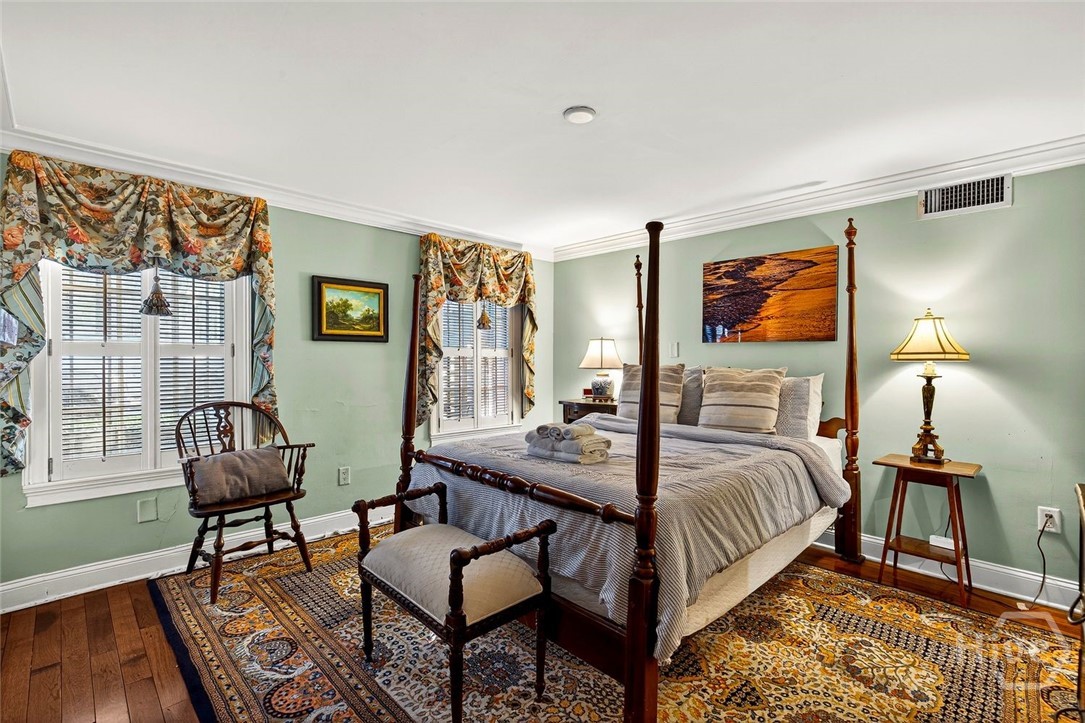 208 E Liberty Street