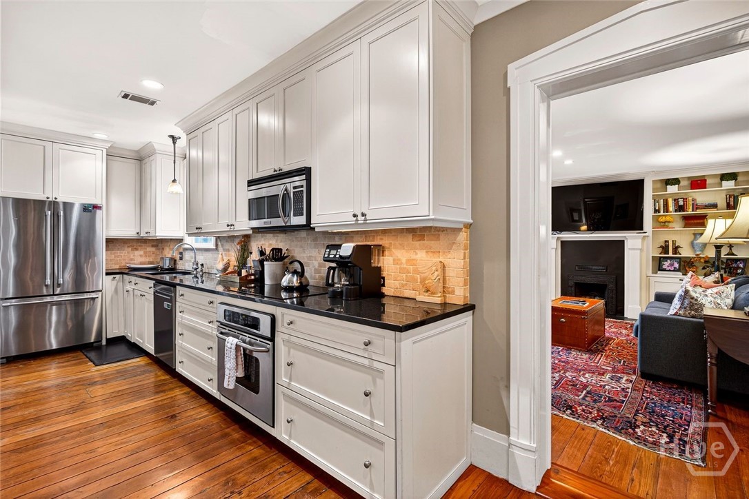 208 E Liberty Street