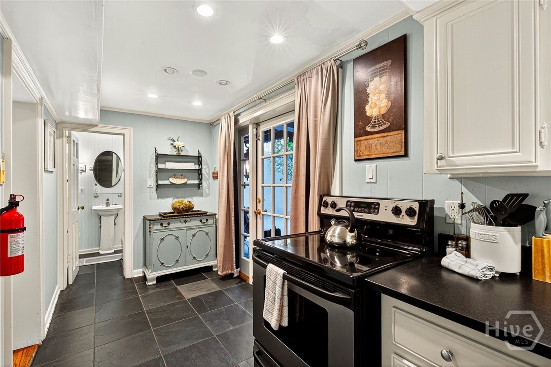 208 E Liberty Street