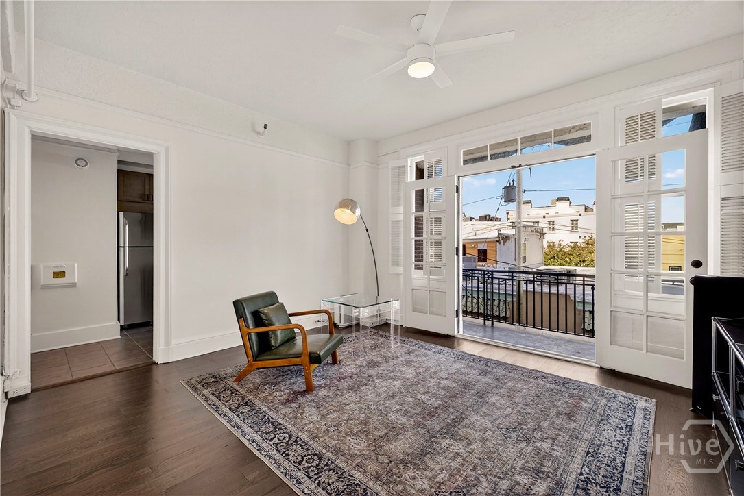 24 E Liberty Street 36