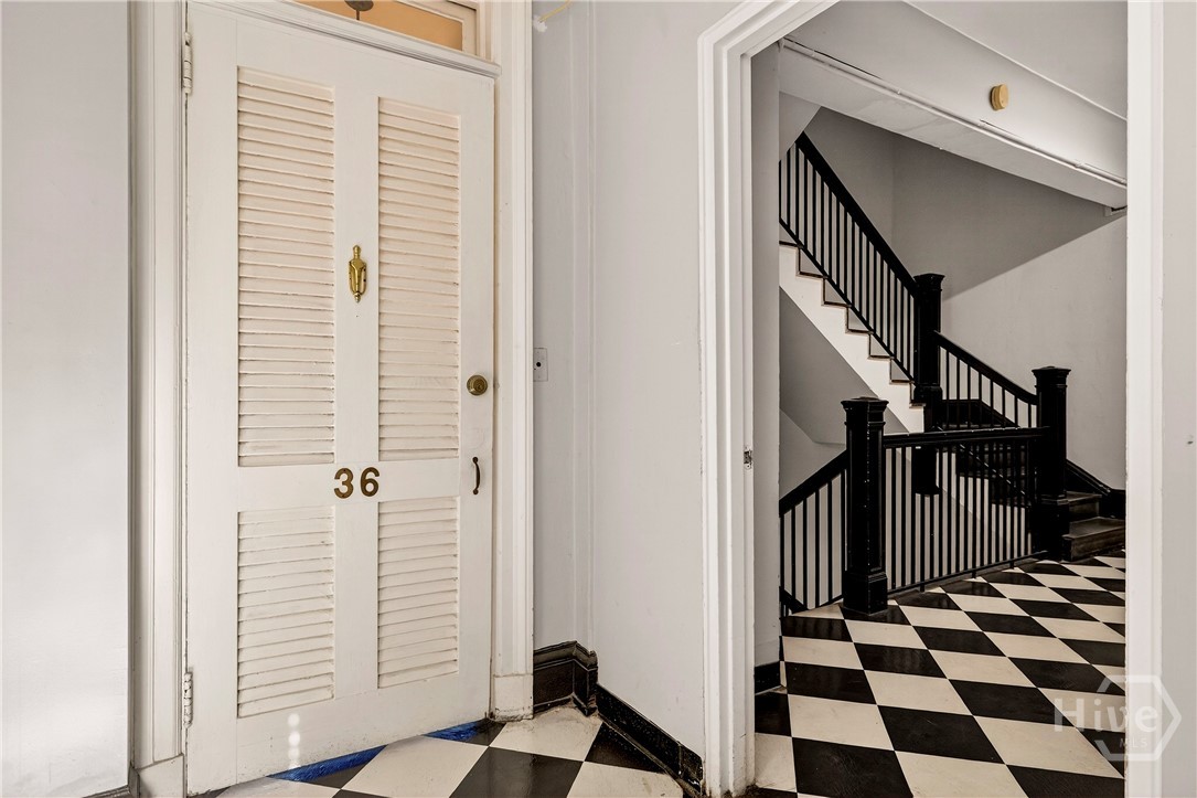 24 E Liberty Street 36