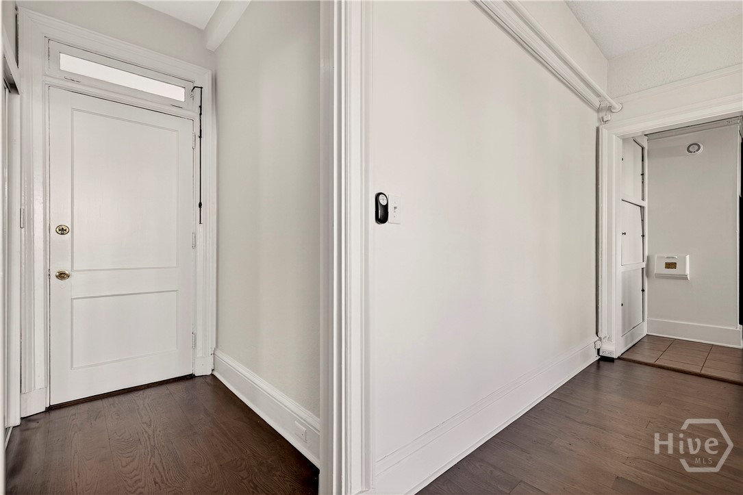 24 E Liberty Street 36