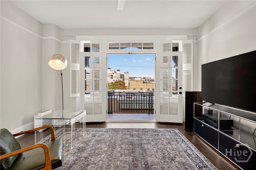 24 E Liberty Street 36