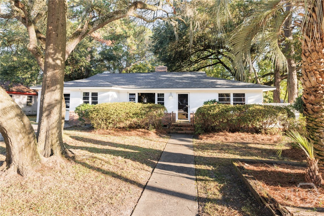 112 E Derenne Avenue
