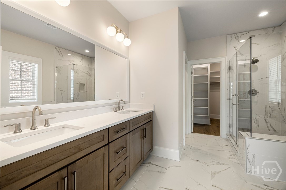 354 Eastern Wharf Avenue