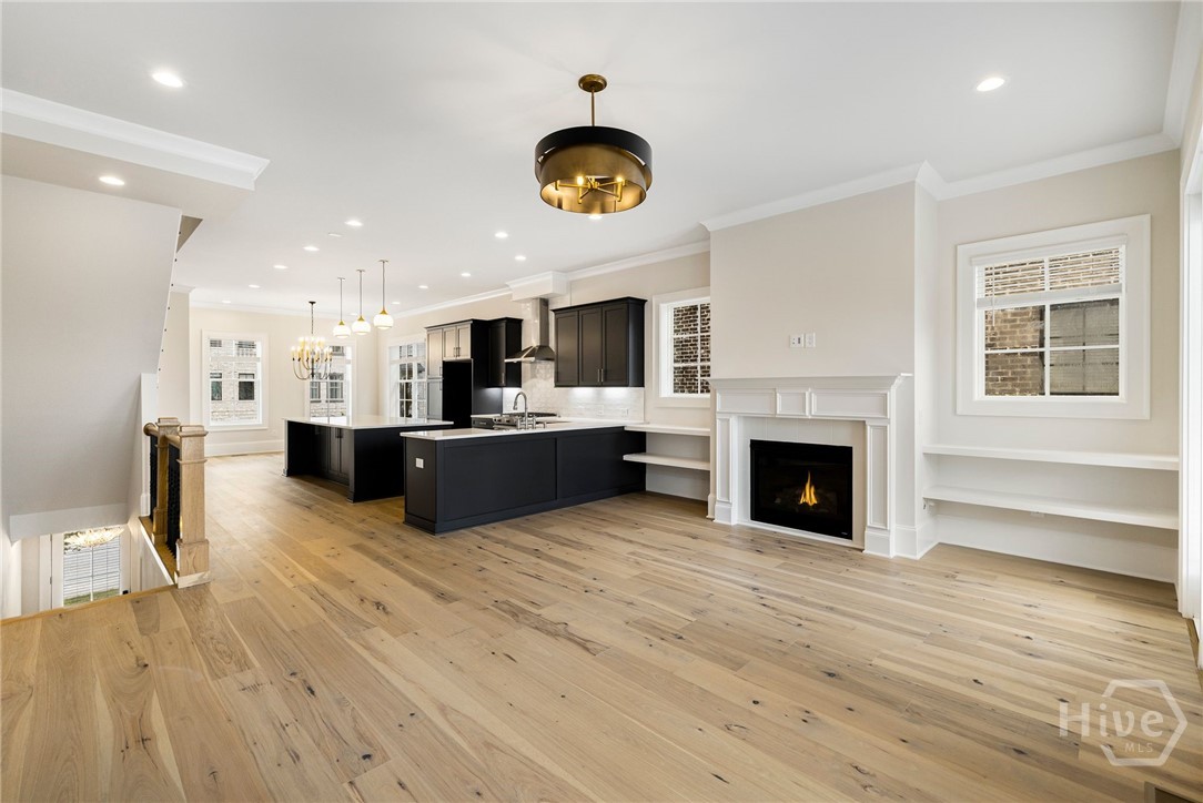 354 Eastern Wharf Avenue