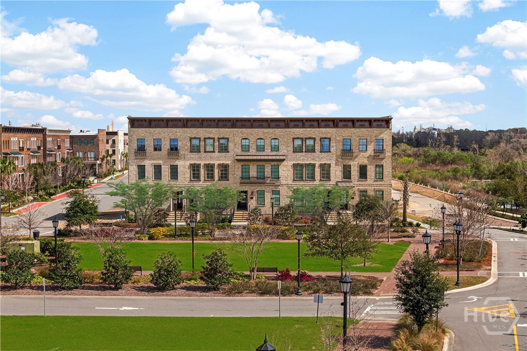 354 Eastern Wharf Avenue