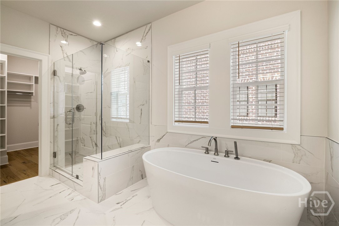 354 Eastern Wharf Avenue