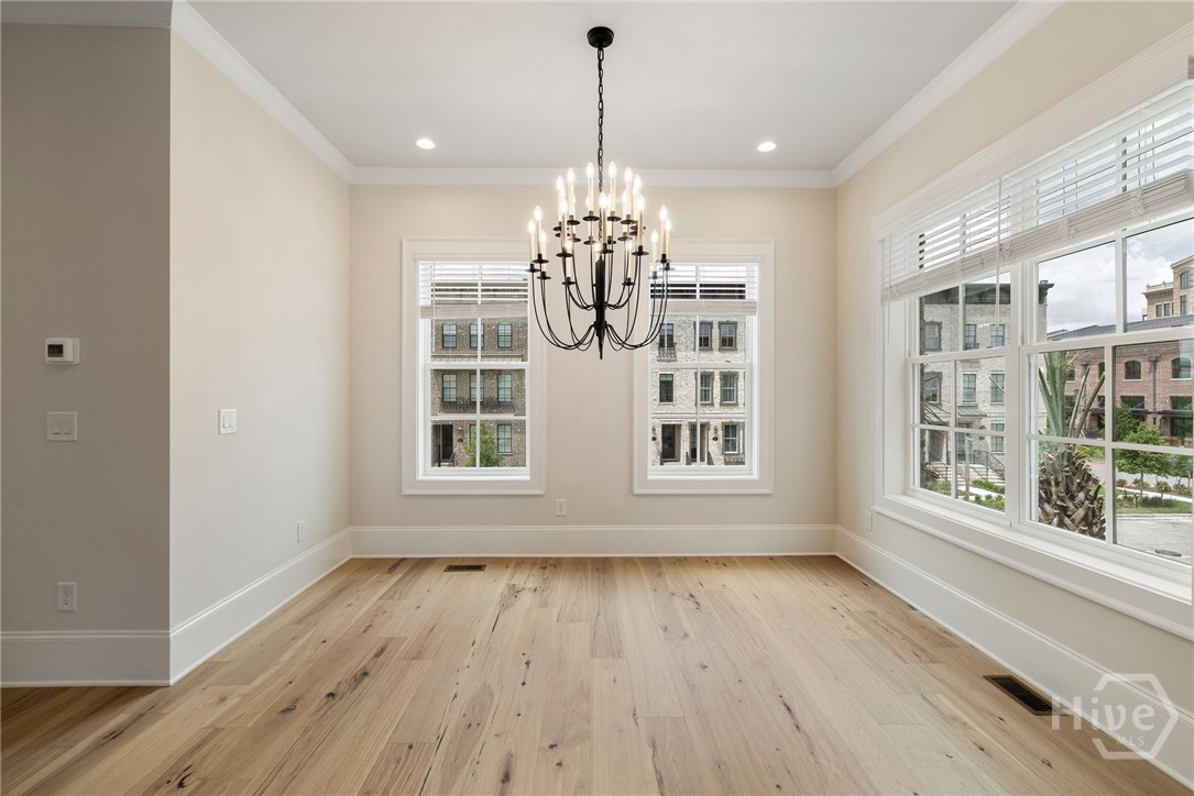 354 Eastern Wharf Avenue