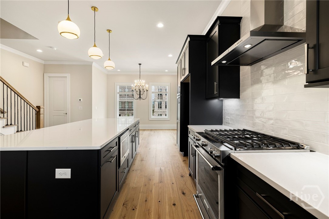 354 Eastern Wharf Avenue