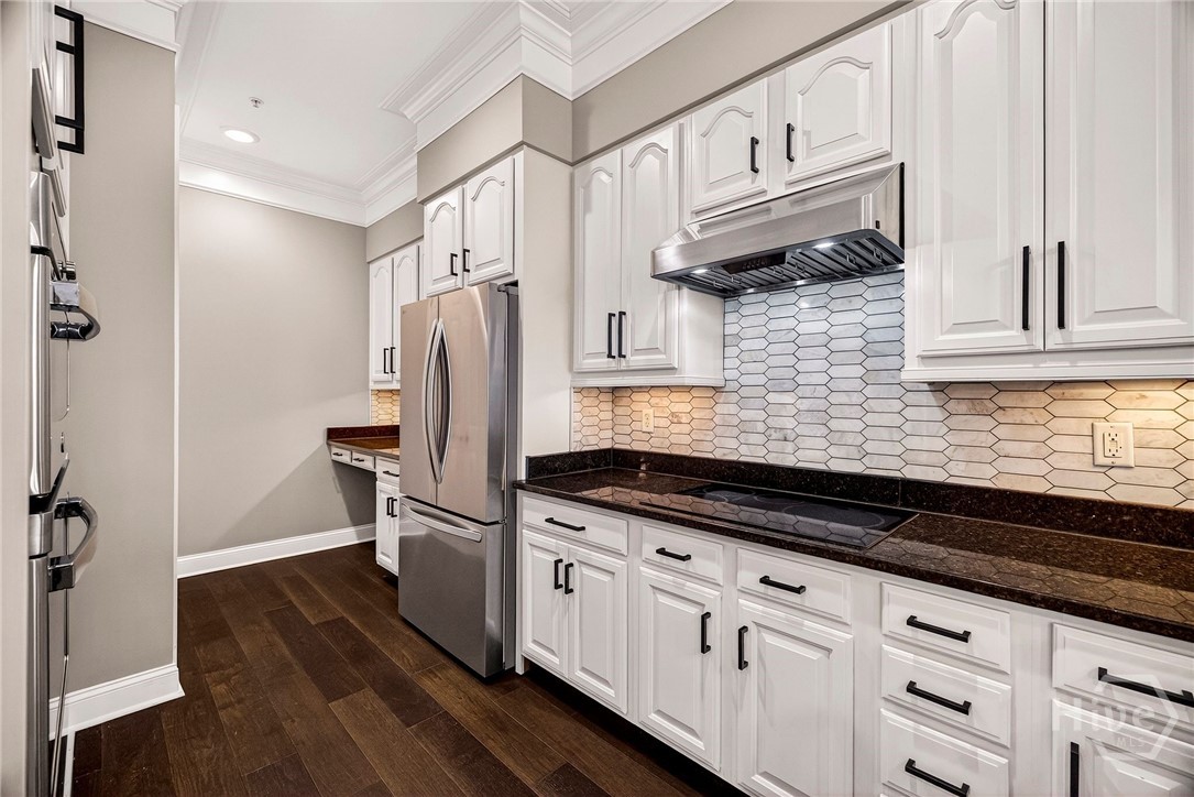 323 W Jones Street 104