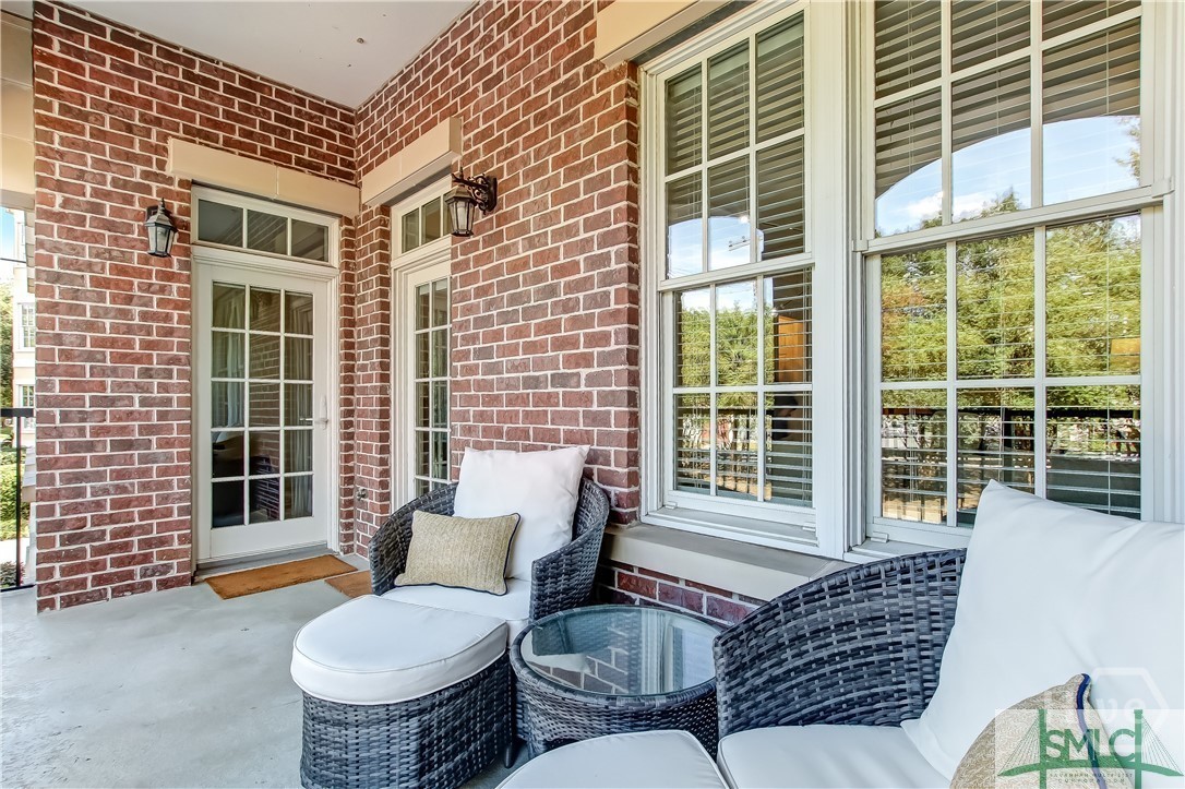 323 W Jones Street 104