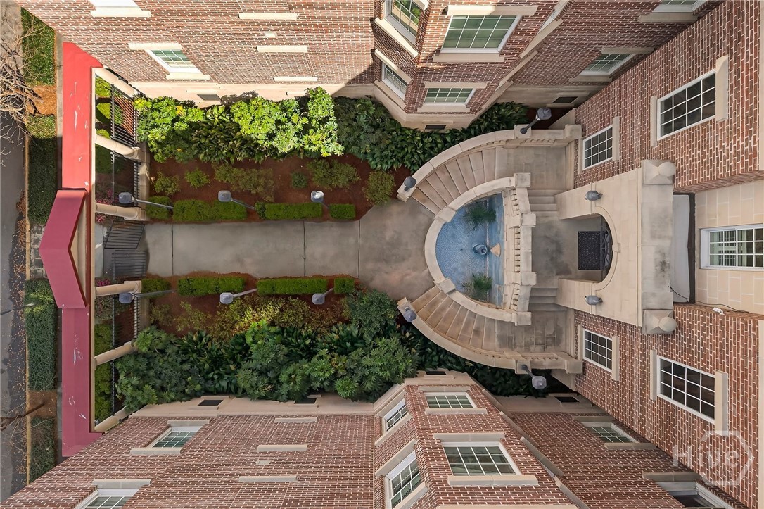 323 W Jones Street 104