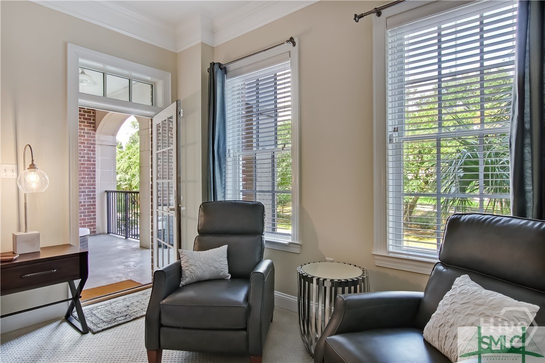 323 W Jones Street 104
