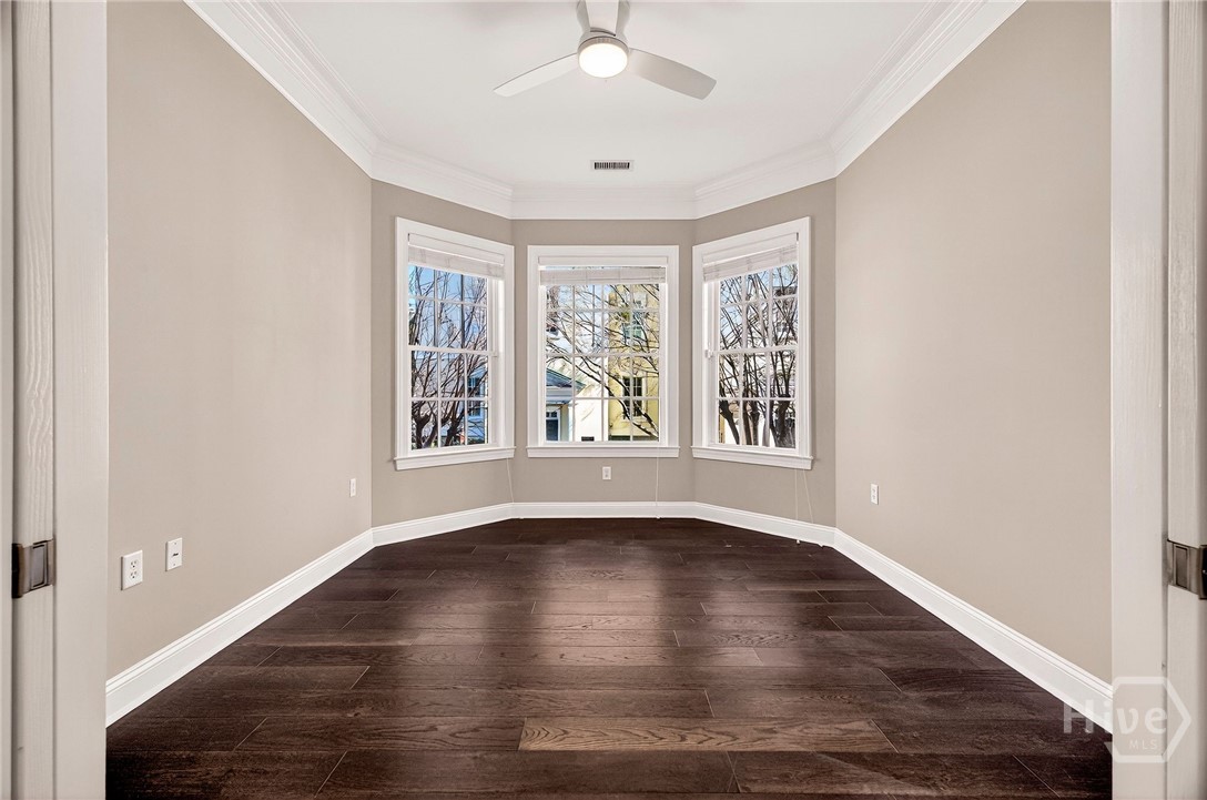 323 W Jones Street 104