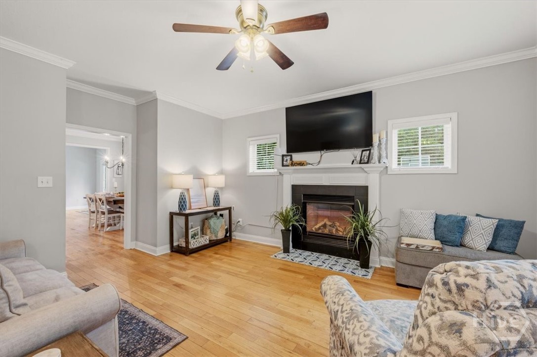 521 Bothwell Drive