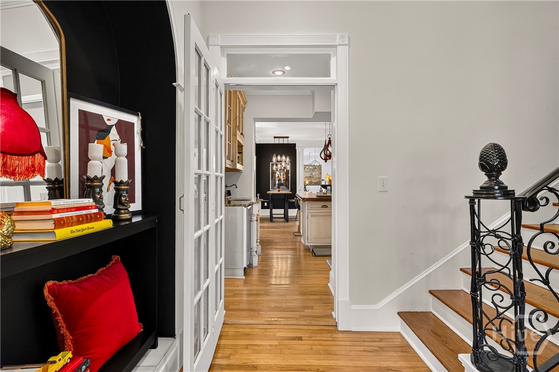 529 E 44th Street