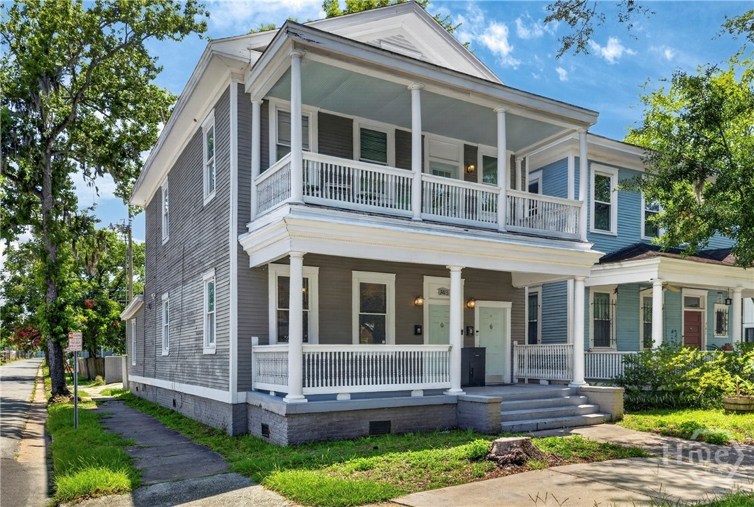 743 E Henry Street
