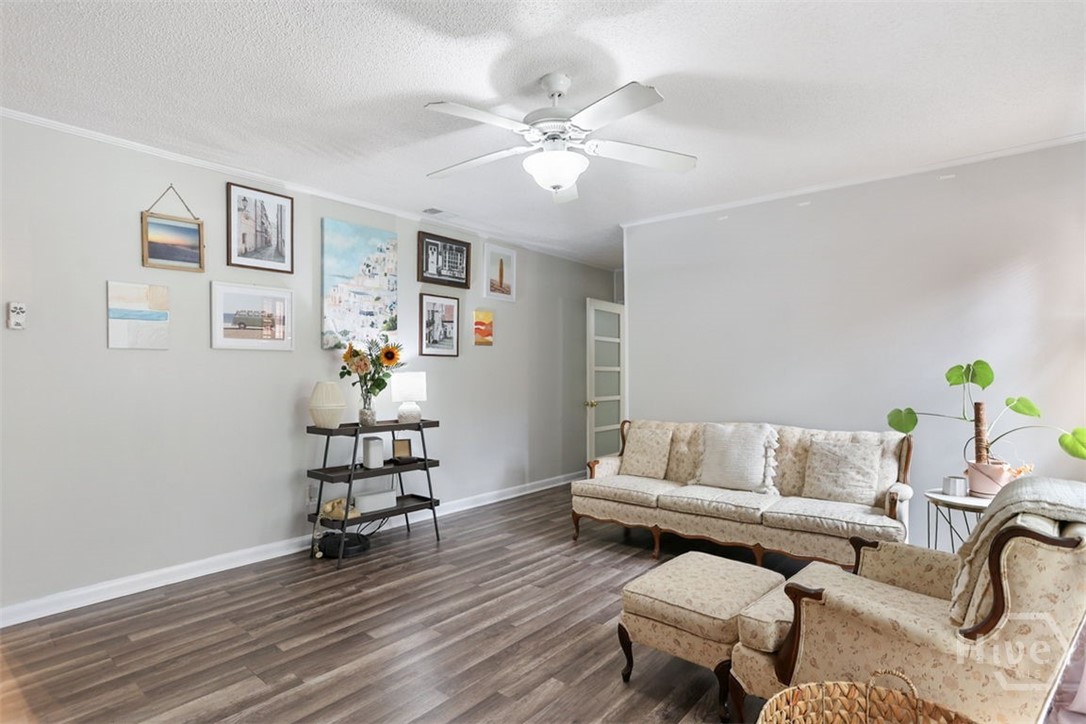 5534 Camelot Drive