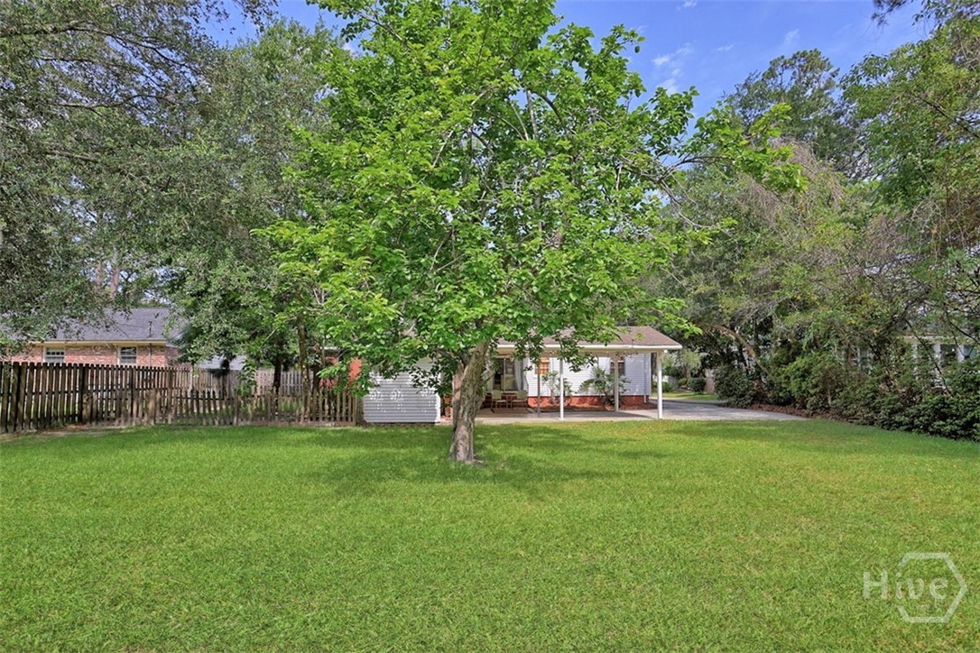 5534 Camelot Drive