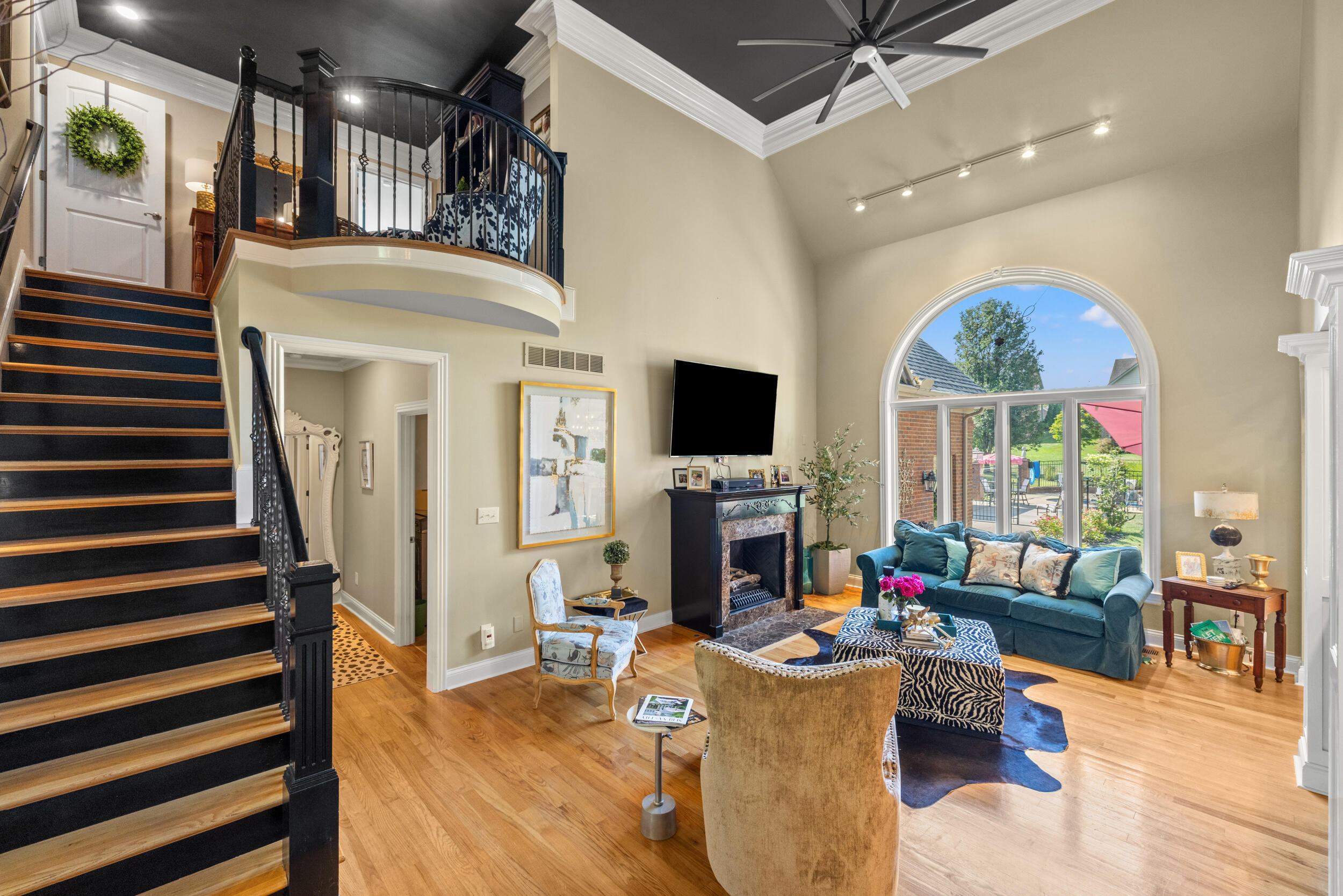 316 Hawthorne Drive