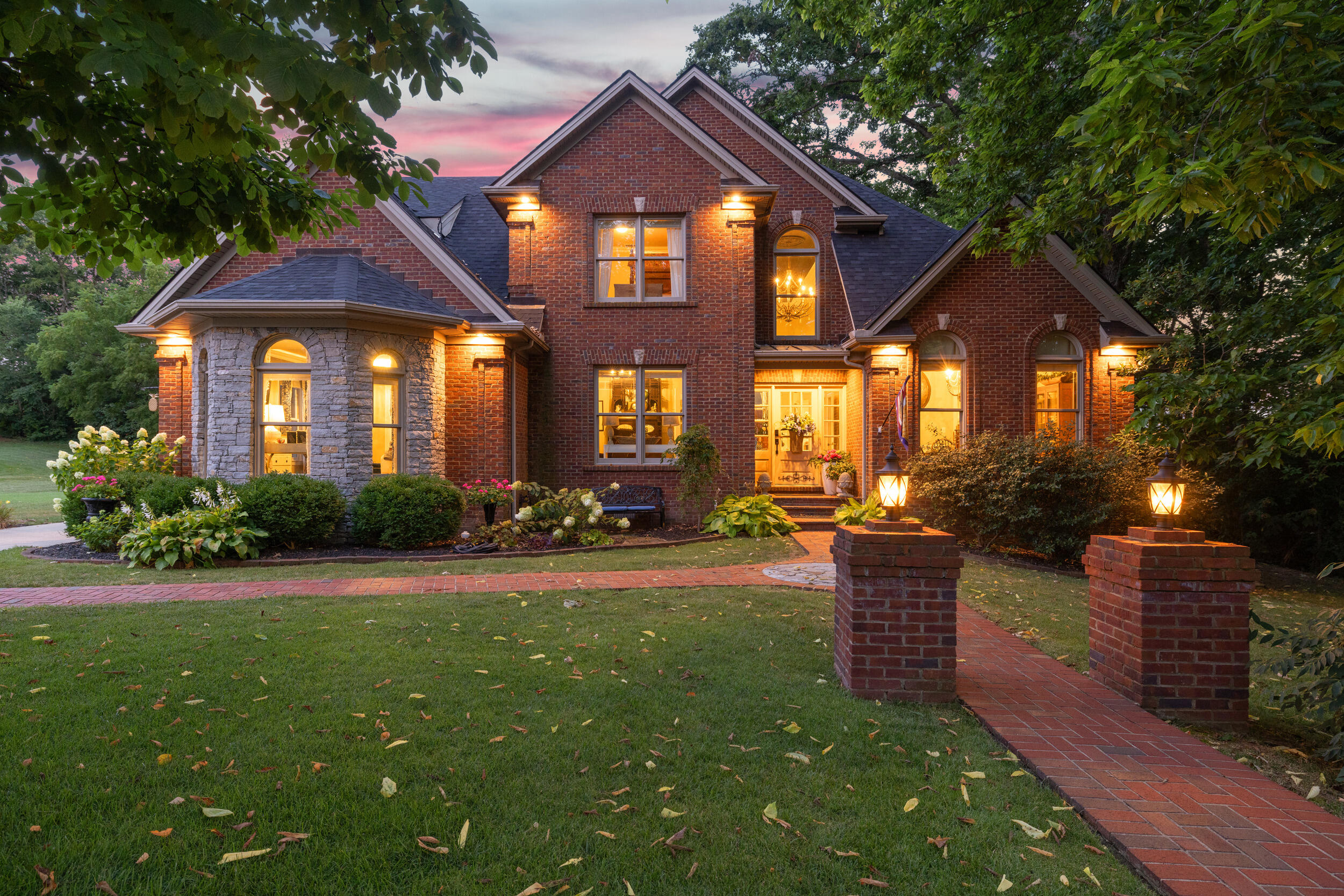 316 Hawthorne Drive