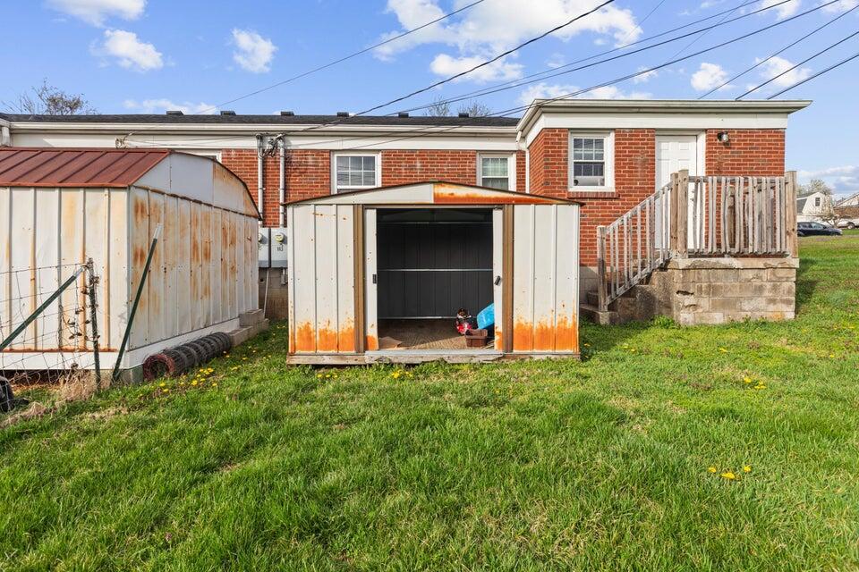 143-145 Hutchins Drive