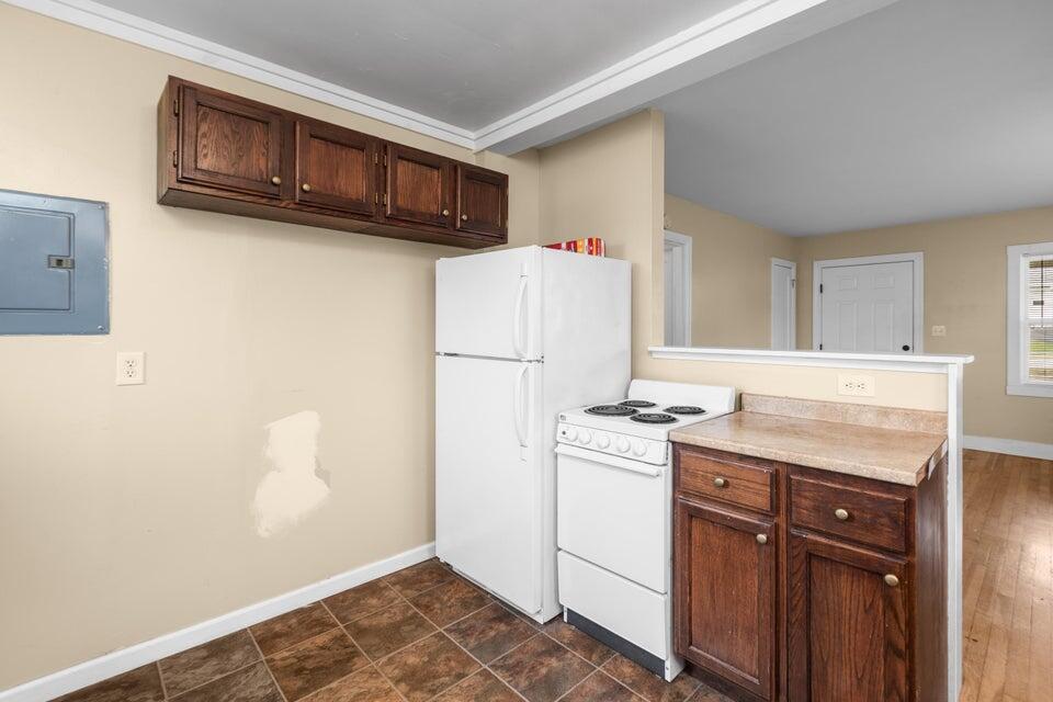 143-145 Hutchins Drive