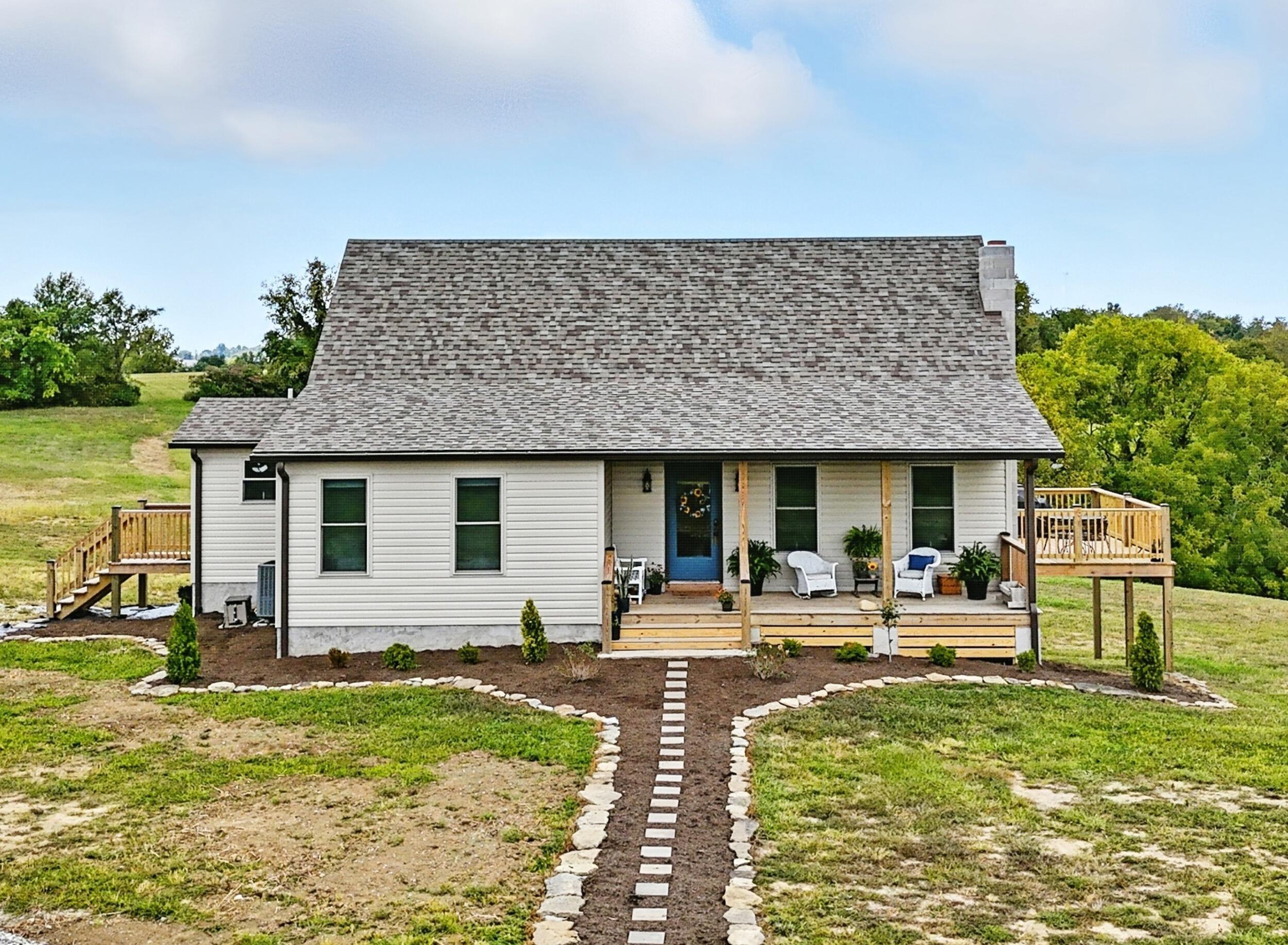 1126 Old Railroad Grade Road