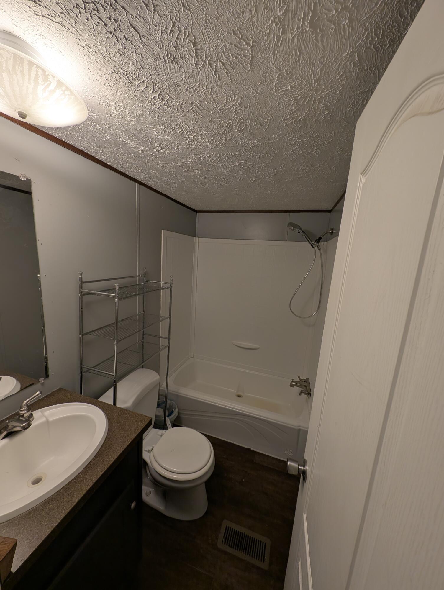 843 Campbell Road